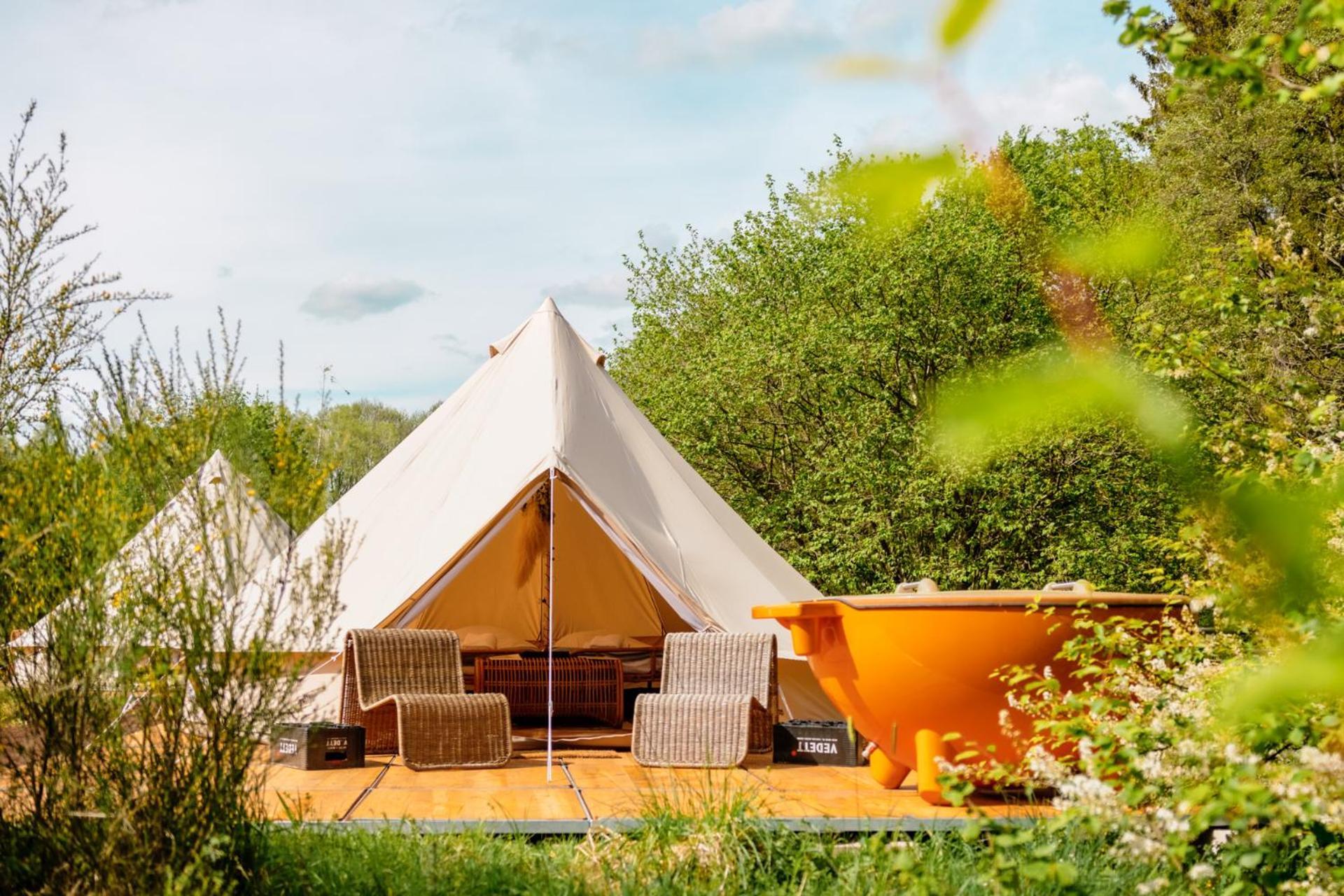 Daft Hotel & Glamping มัลเมอดี ภายนอก รูปภาพ